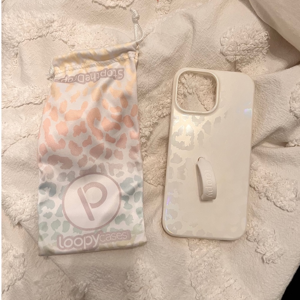 Opal Leopard Loopy Case
